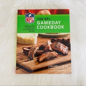 The NFL Gameday Cookbook 150+ Recipes
